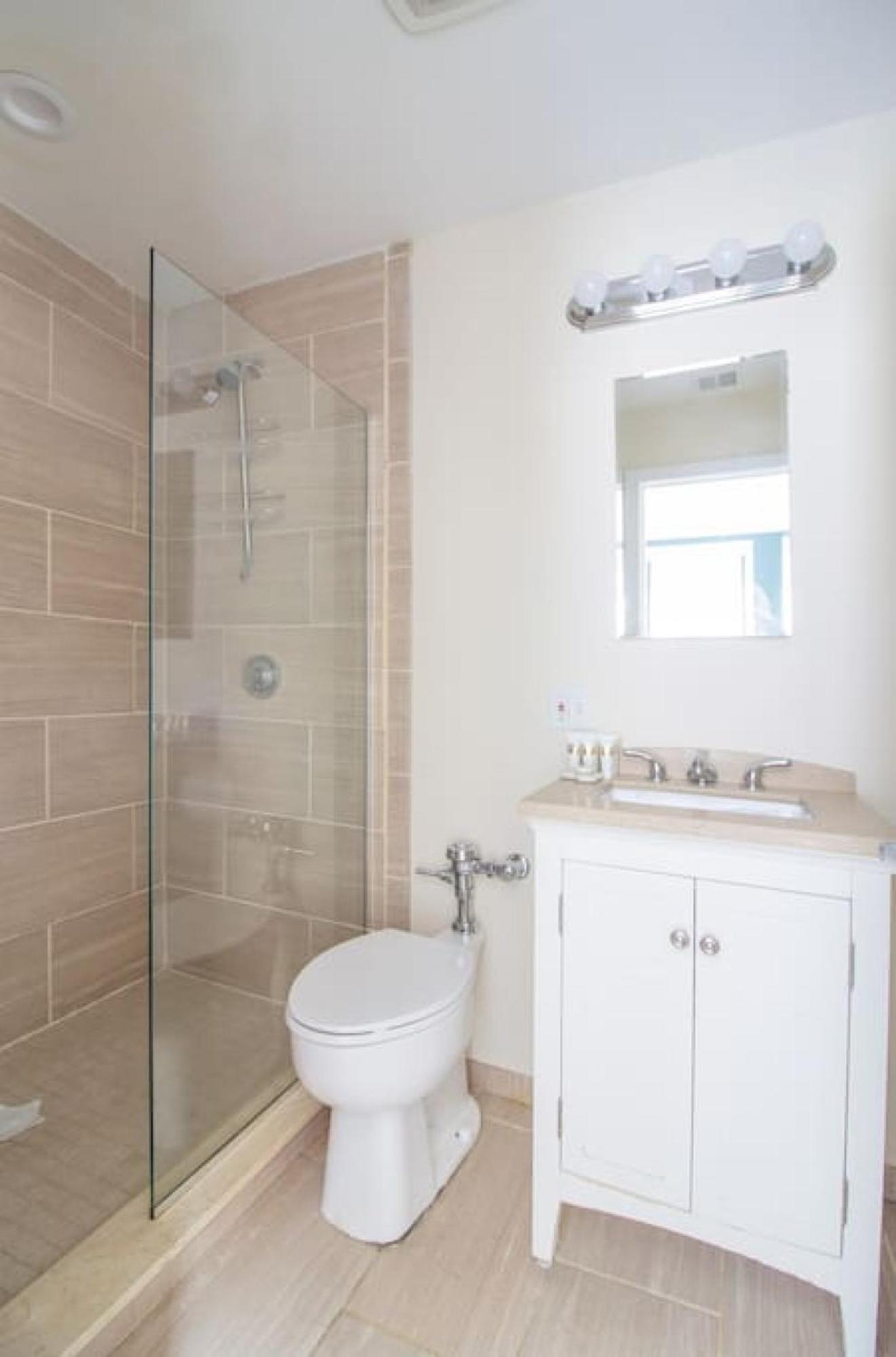 Downtown 1br Keyless Entry Fast Wifi Apartamento